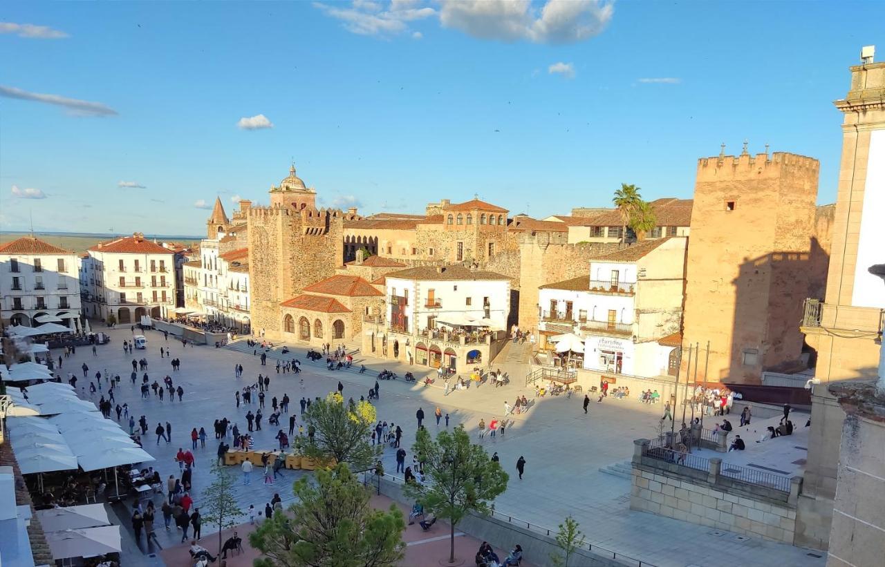 Hotel Iberia Plaza Mayor Касерес Экстерьер фото