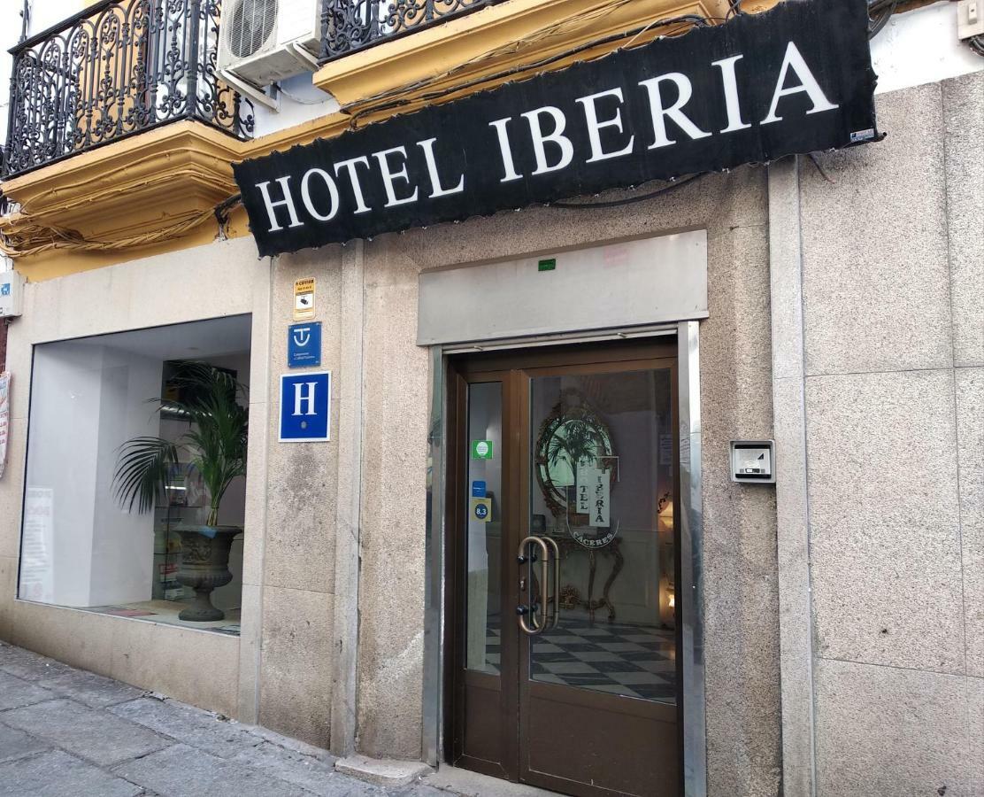 Hotel Iberia Plaza Mayor Касерес Экстерьер фото